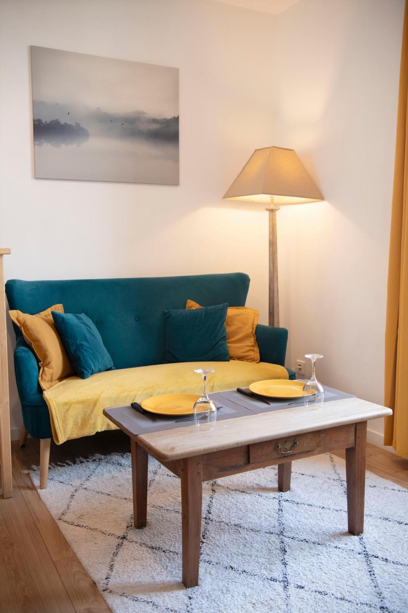 Le Cosy & Boise De Pontoise Lägenhet Exteriör bild