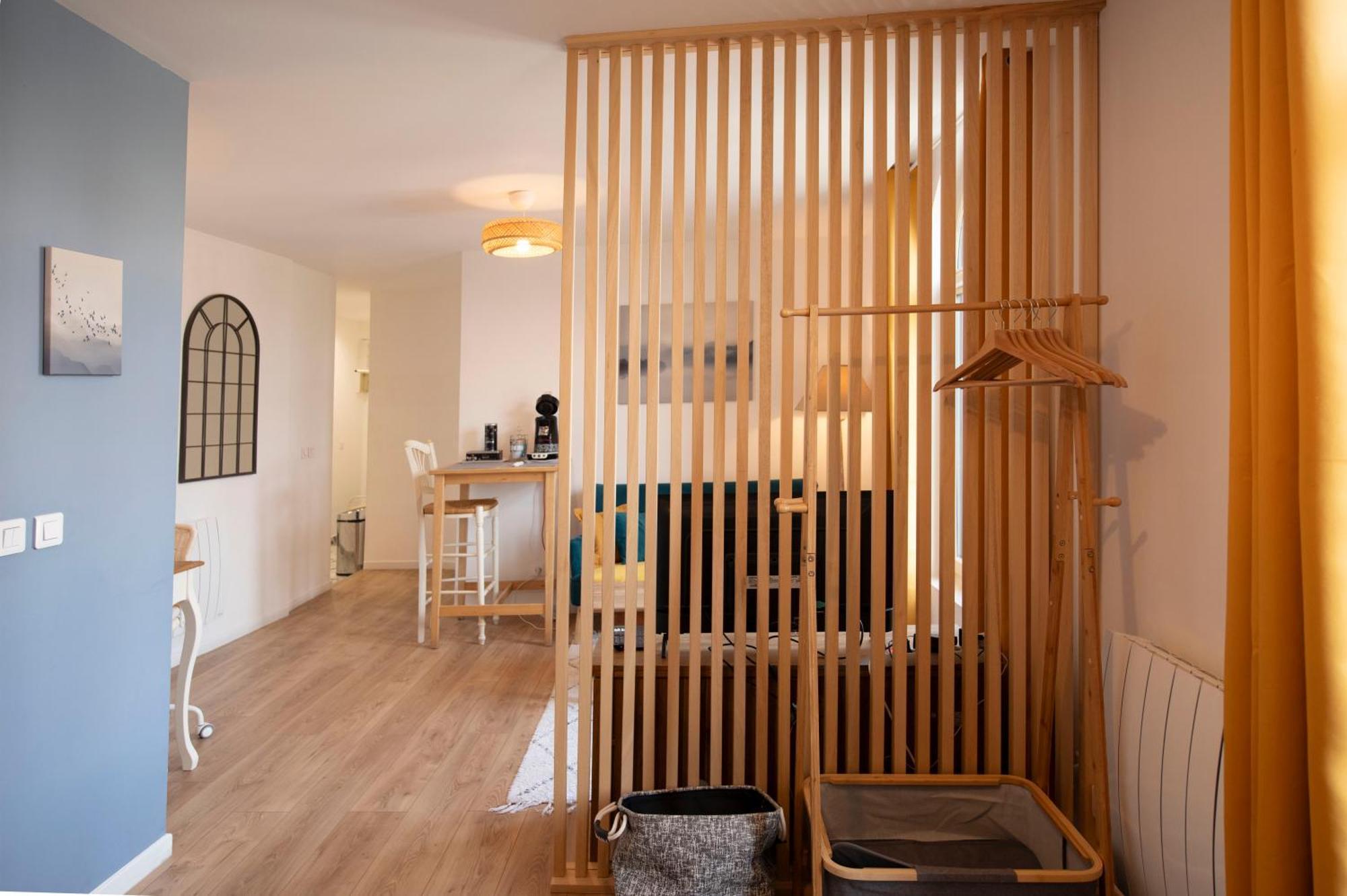 Le Cosy & Boise De Pontoise Lägenhet Exteriör bild